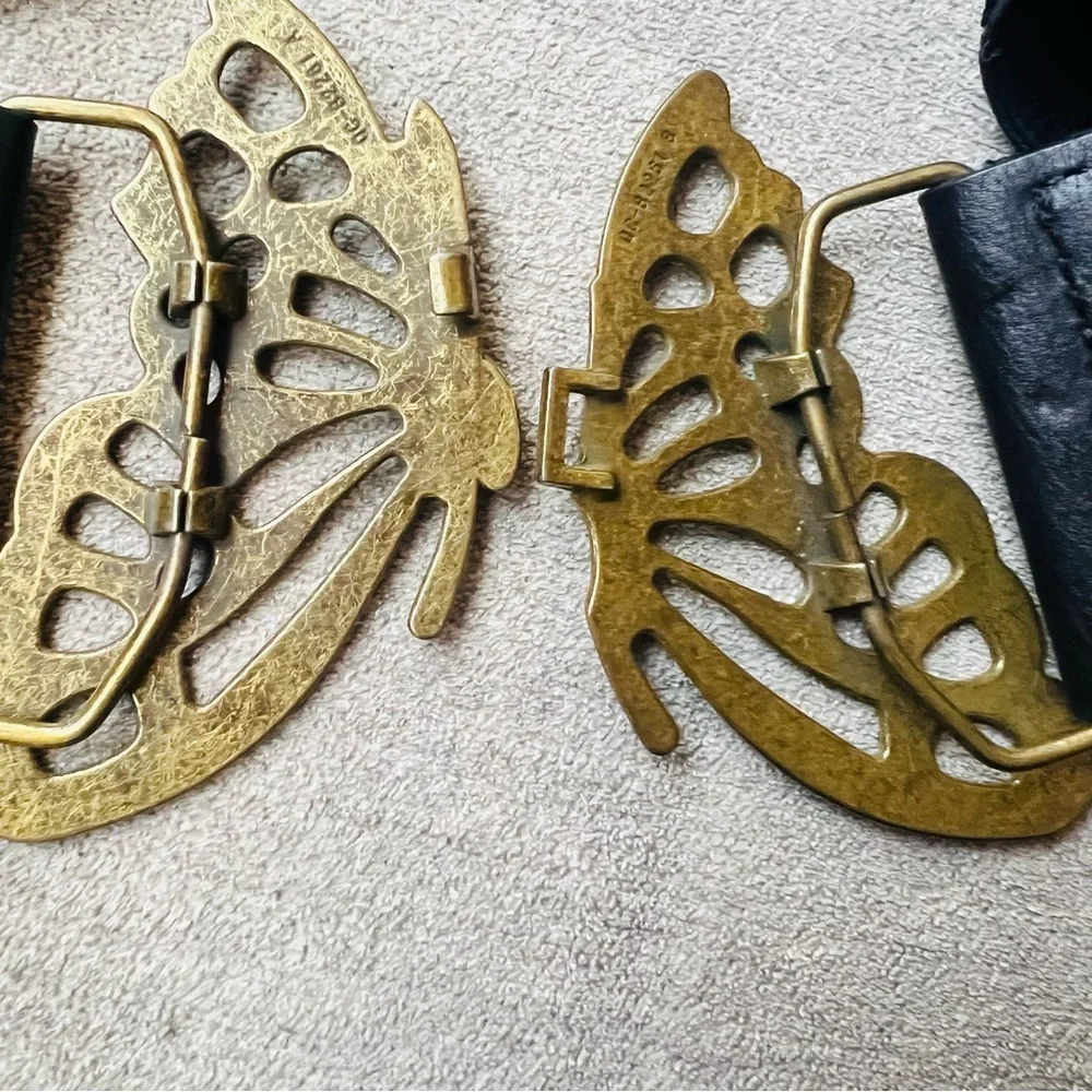 Vintage Black Stretch Belt with Brass Butterfly Buckle – Size L